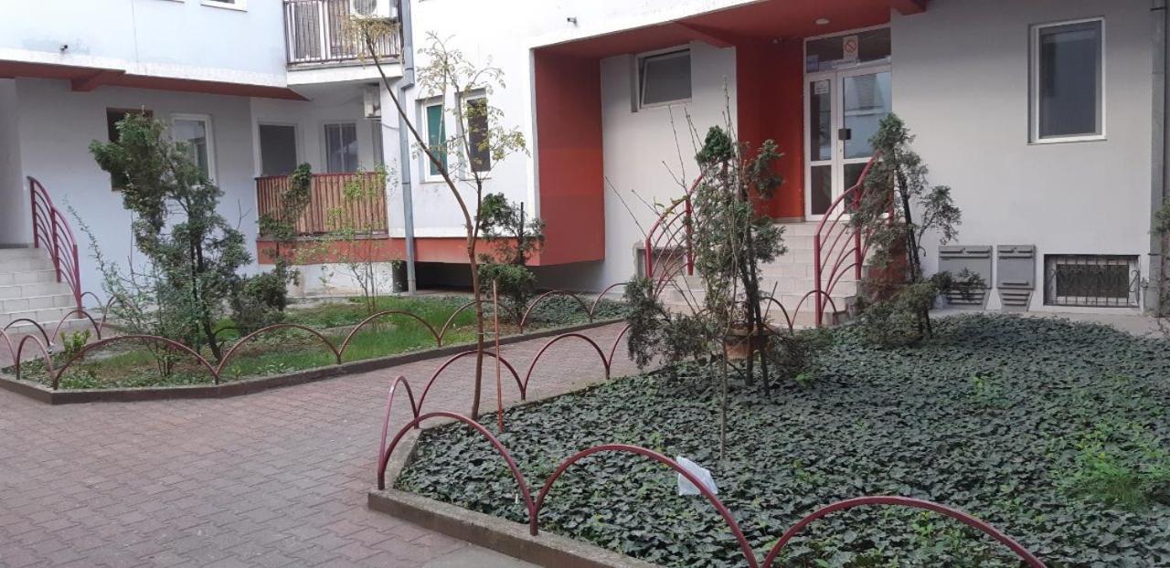 Sweet Home Center Apartment Novi Sad Luaran gambar